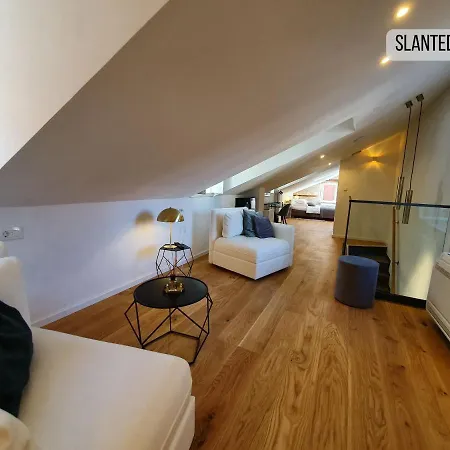 B&B The At 스플리트